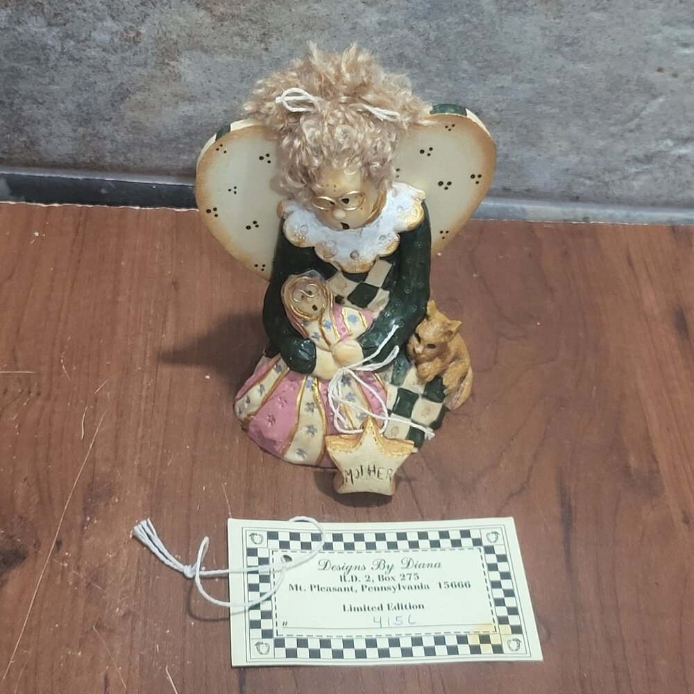 Designs by Diana Angel Figurine 4156 Collectable Sculpture Handcrafted